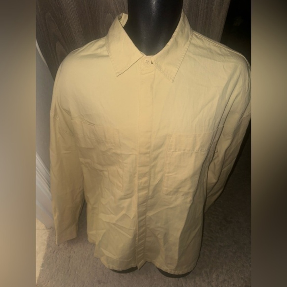 Men’s new size Small S Zara button down long sleeve shirt dual pockets yellow